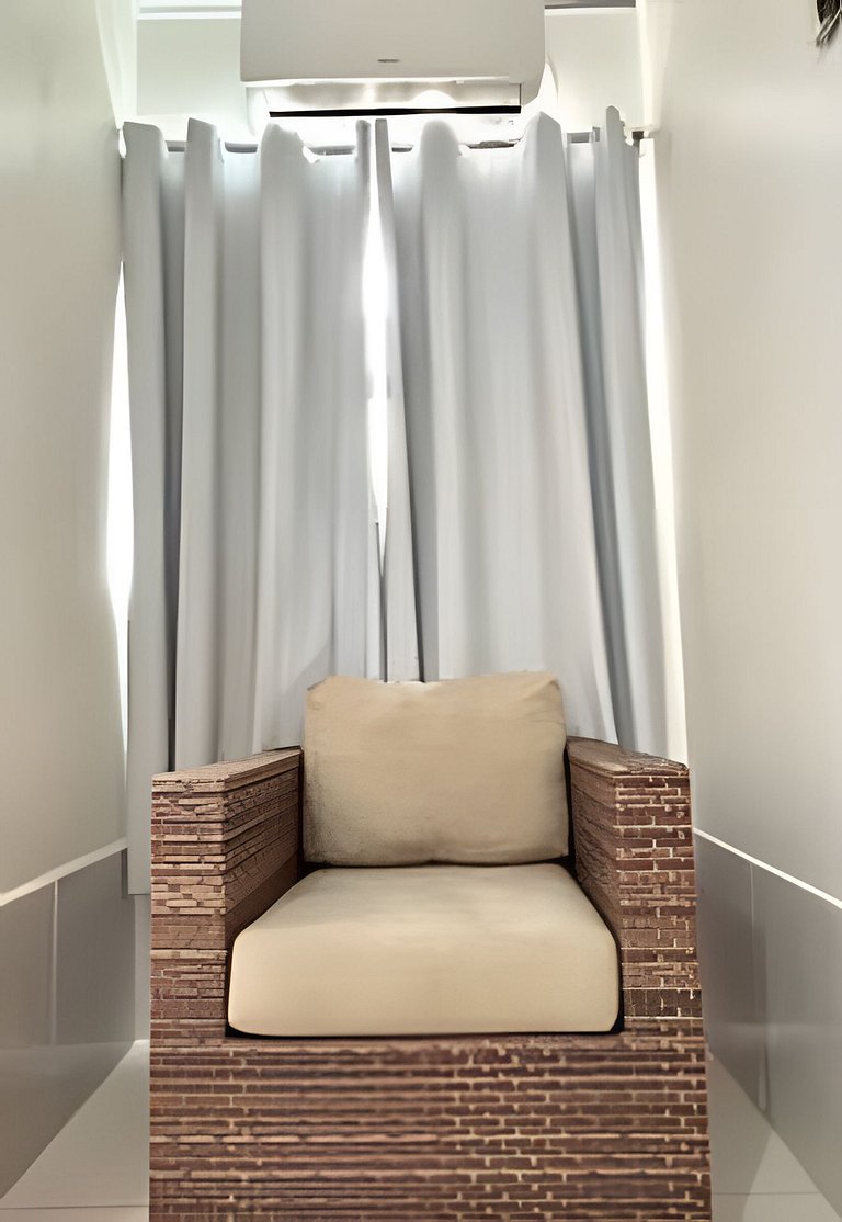 Loft 04 - Jardim América. Near Av T63