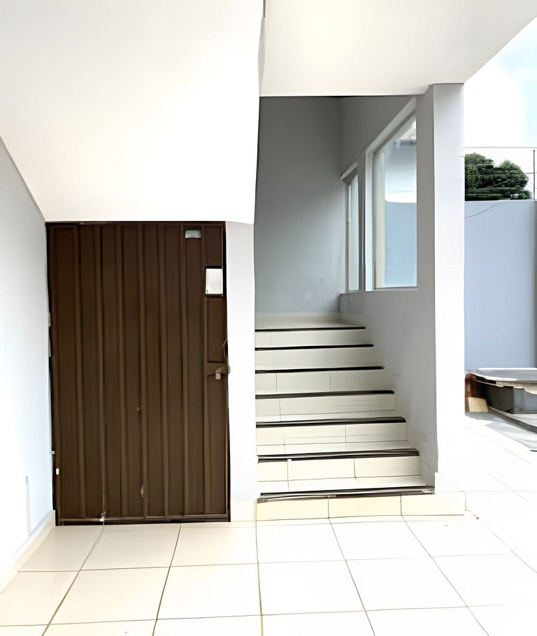 Loft 05 - Jardim América. Near Av T63