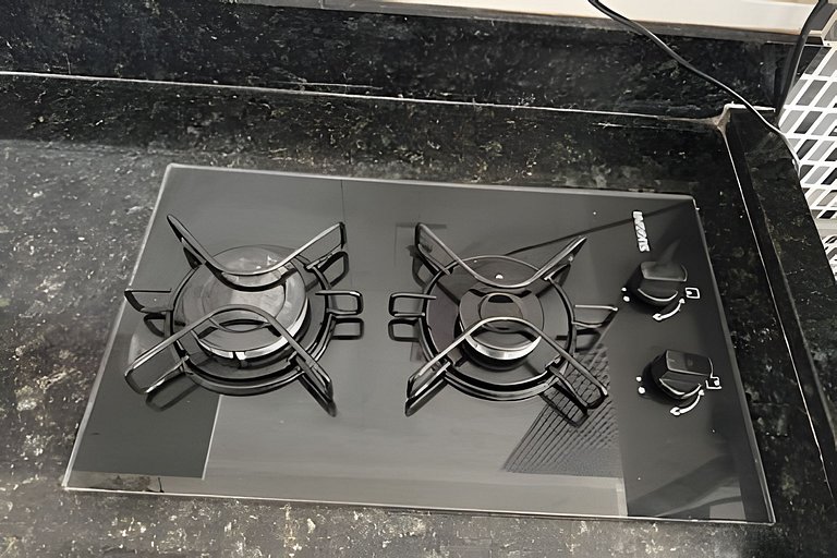 Loft 05- @Jardim América. Próx. Av T63