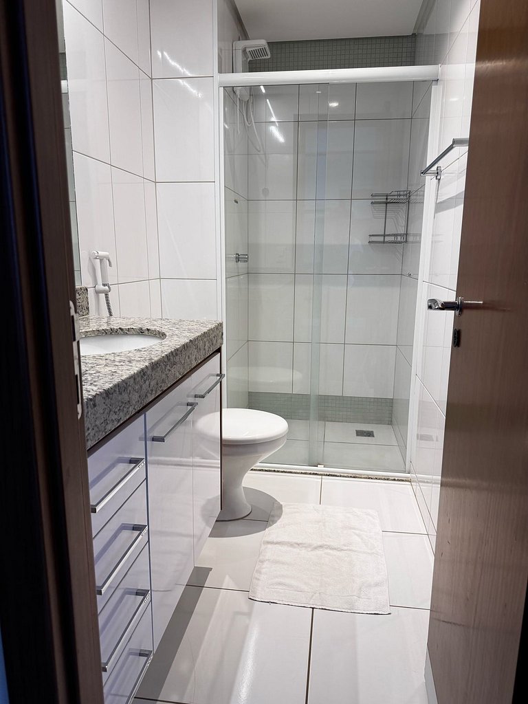 Flat moderno, Bueno- Perfeito para relaxar/ THP1204