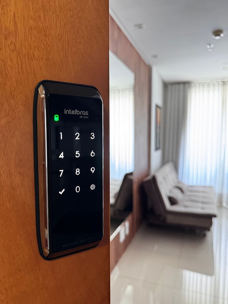 A haven with incredible views on the 27th floor - near Flamb