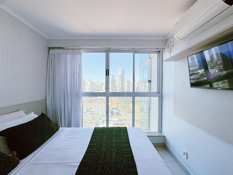 Charm and comfort with a balcony and free views #2302