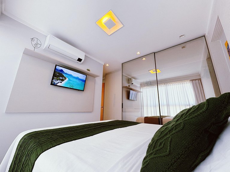 Charme e conforto com varanda e vista livre #2302