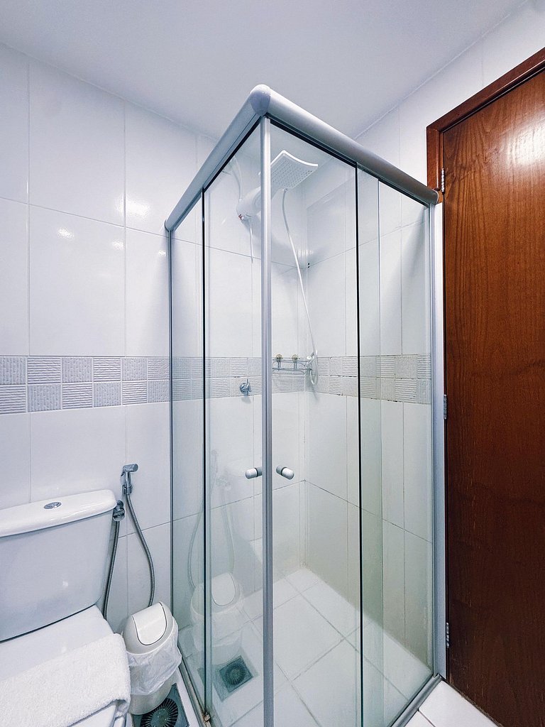 #2610- Apartment near Mater Dei Hospital @Bueno