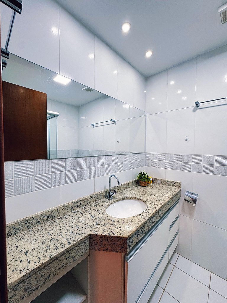 #2610- Apartment near Mater Dei Hospital @Bueno