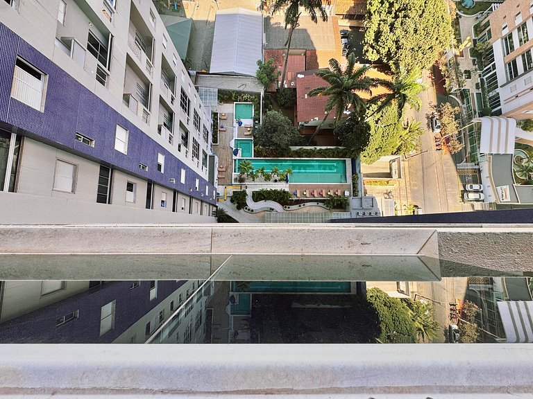 Charm, Luxury and Comfort: Enchanting 2-Bedroom Apartment