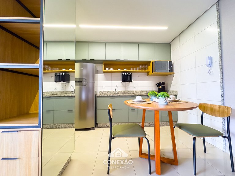 Work and Leisure: Queen Bed, Modern Design @Bueno #TH604