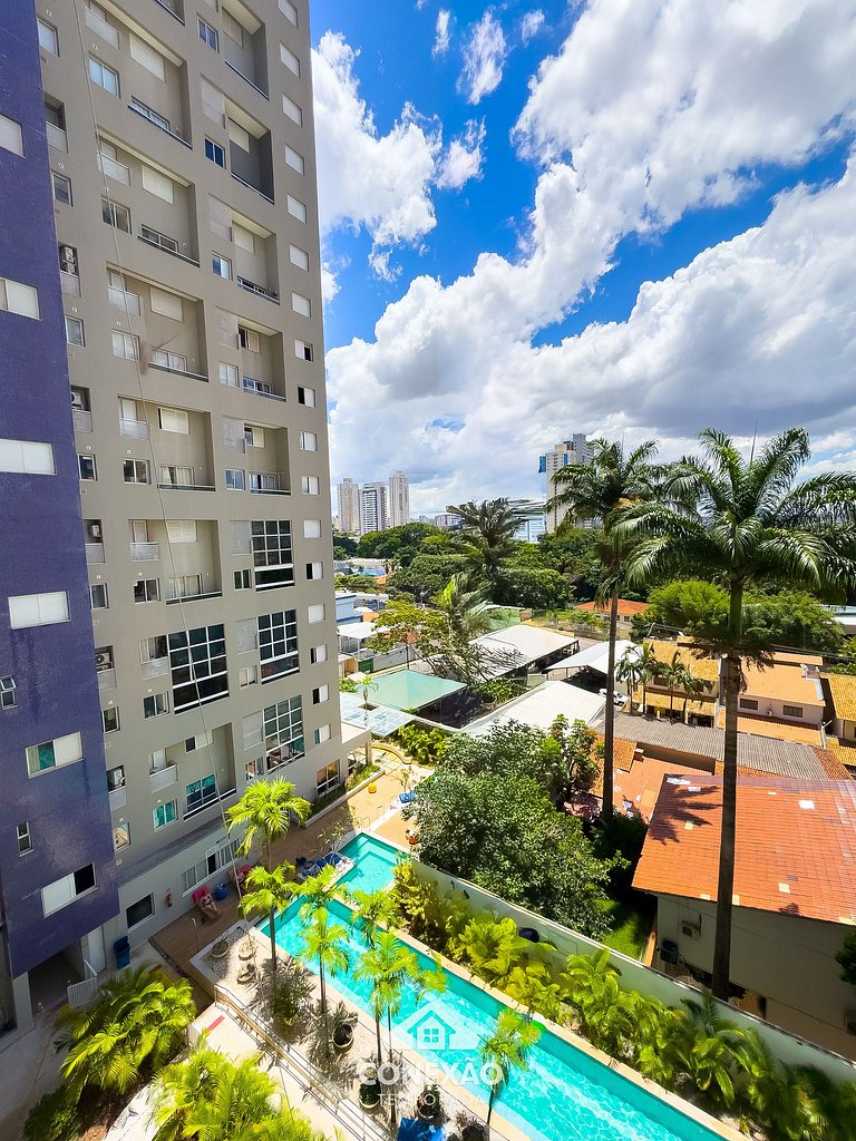 Work and Leisure: Queen Bed, Modern Design @Bueno #TH604