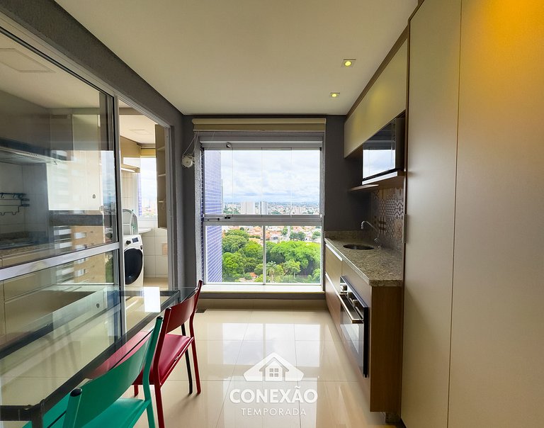 Charm, Luxury and Comfort: Enchanting 2-Bedroom Apartment