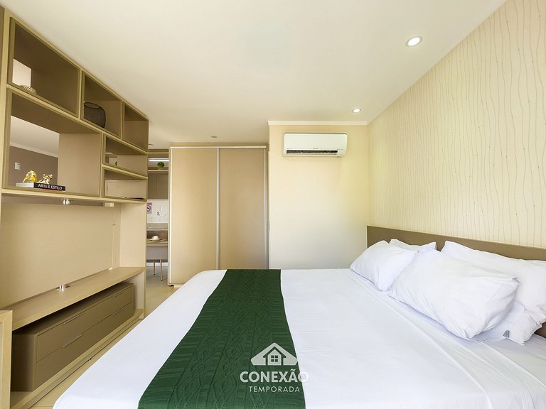 #2205 Apartment in a Condominium with Pool/Gym @VacaBrava