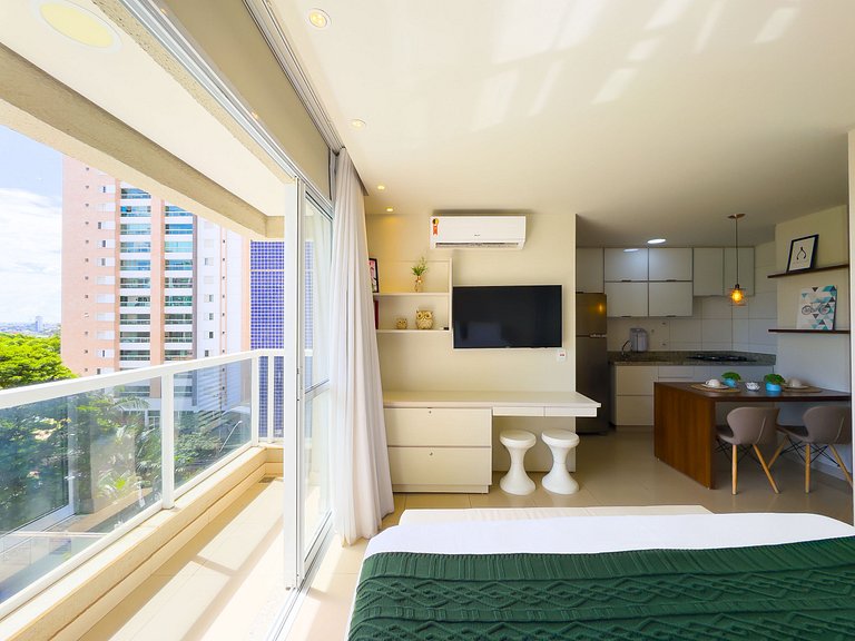 Very cozy. Condo with a view, pool, gym