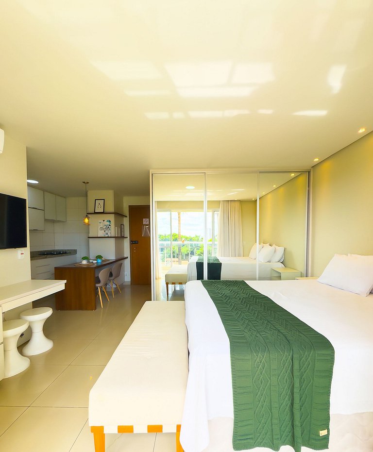 Very cozy. Condo with a view, pool, gym