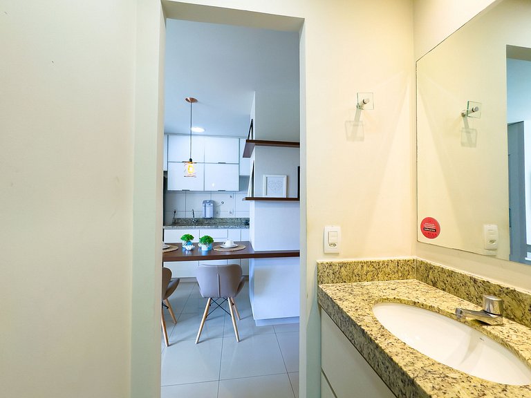 Very cozy. Condo with a view, pool, gym