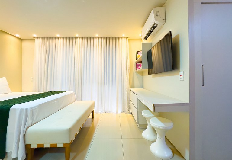 Very cozy. Condo with a view, pool, gym