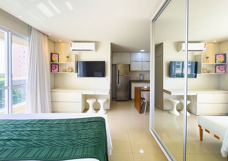 Very cozy. Condo with a view, pool, gym