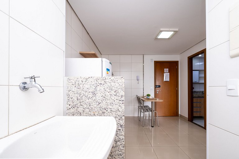 Flat in a condominium with a pool, Setor Bueno - #608