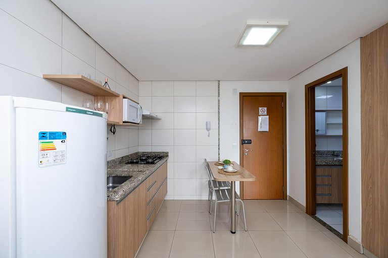 Flat in a condominium with a pool, Setor Bueno - #608