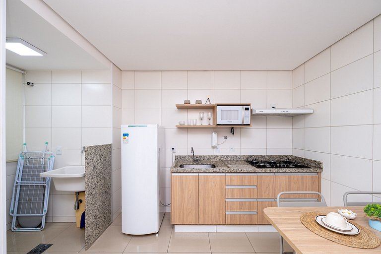 Flat in a condominium with a pool, Setor Bueno - #608