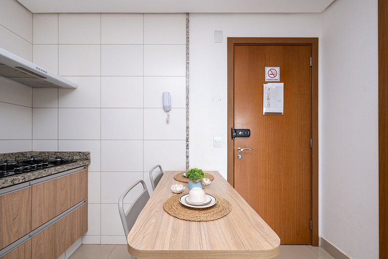 Flat in a condominium with a pool, Setor Bueno - #608