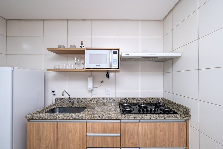 Flat in a condominium with a pool, Setor Bueno - #608