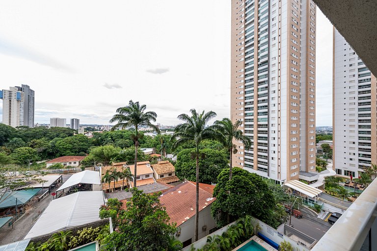 Flat in a condominium with a pool, Setor Bueno - #608