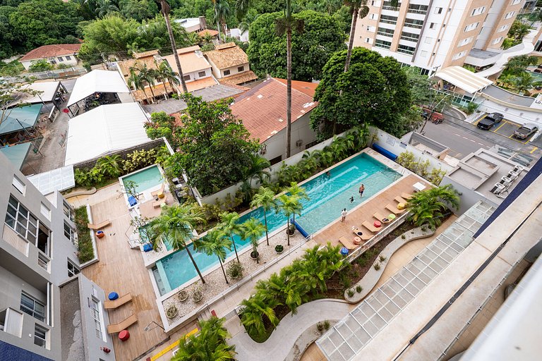 Flat in a condominium with a pool, Setor Bueno - #608