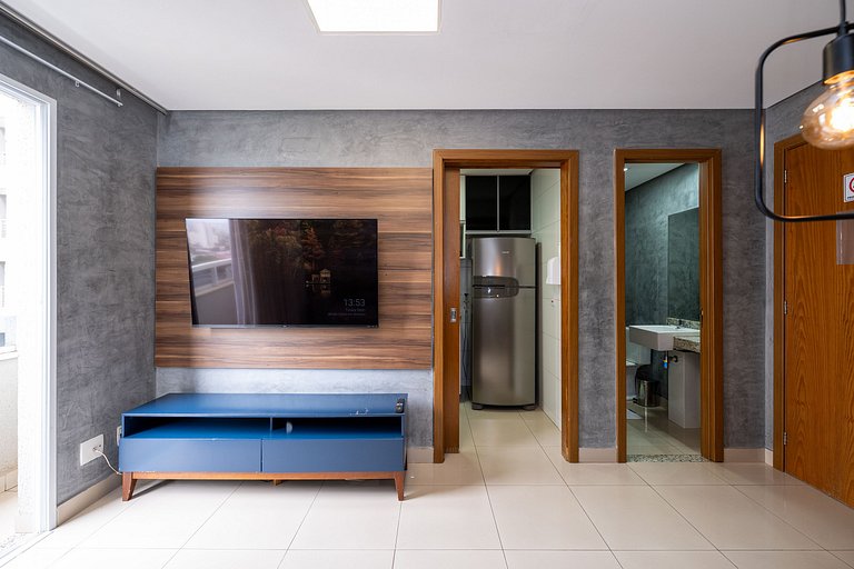 Condo with pool and breathtaking view on the 19th floor