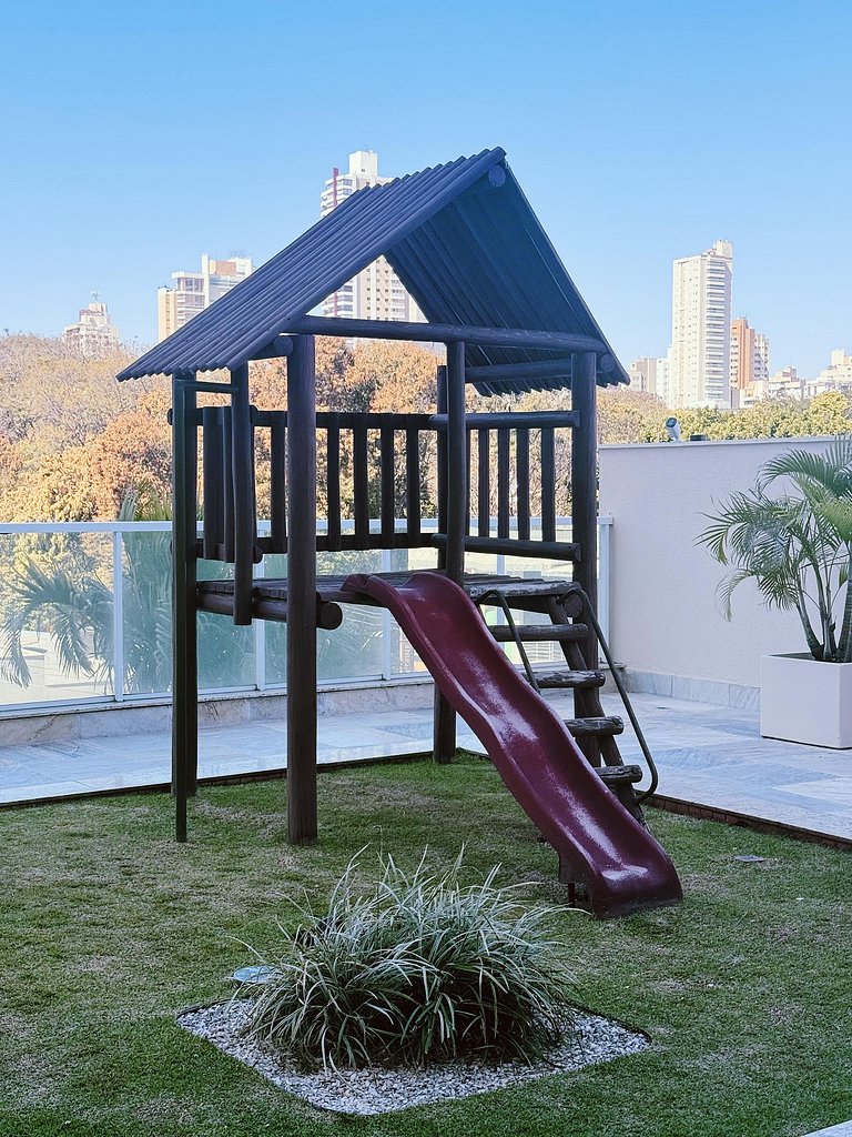 Condominium next to Vaca Brava Park with a swimming pool, pa