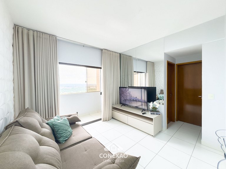 Apto 2 quartos com piscina, Wi-Fi e garagem no Setor Bueno