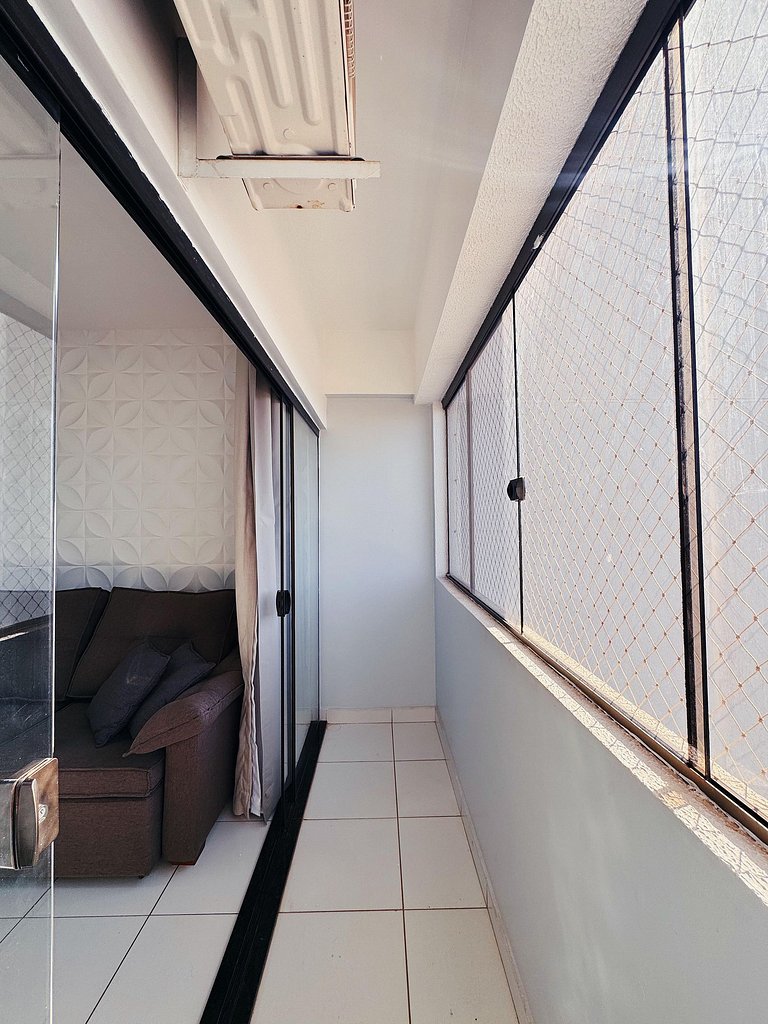 Apto 2 quartos com piscina, Wi-Fi e garagem no Setor Bueno