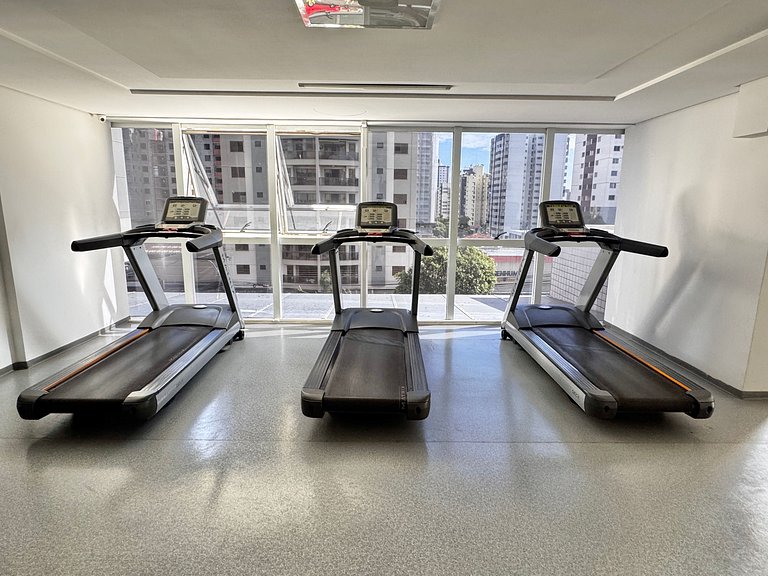 2-bedroom apartment with pool, Wi-Fi, and parking in Setor B