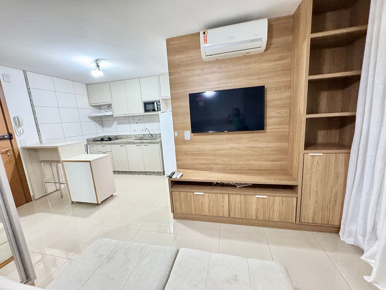 Studio in condo with pool, gym, garage #1007