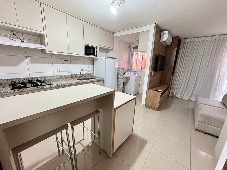 Studio in condo with pool, gym, garage #1007