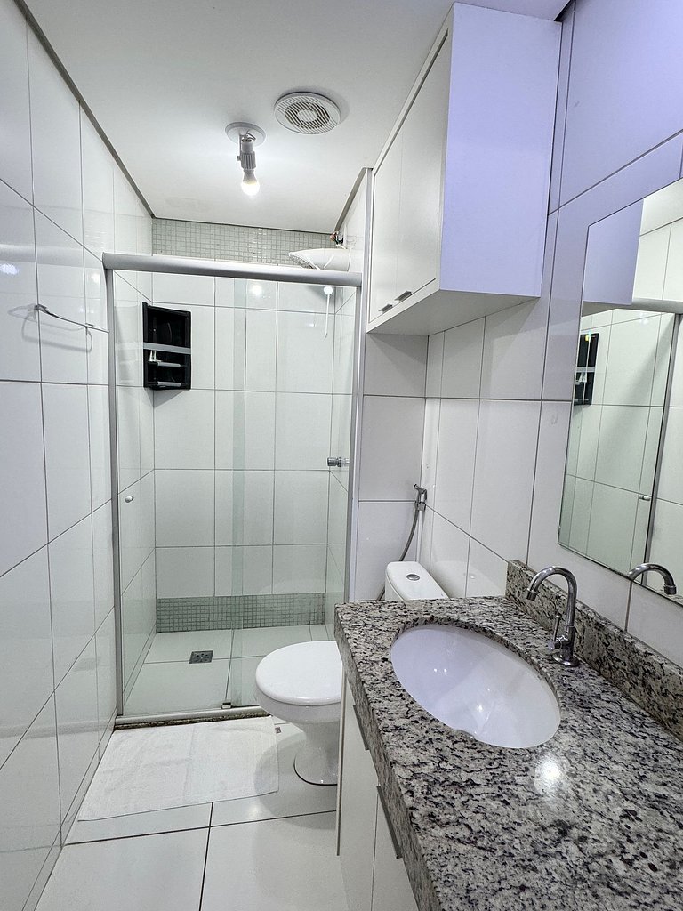 Studio in condo with pool, gym, garage #1007