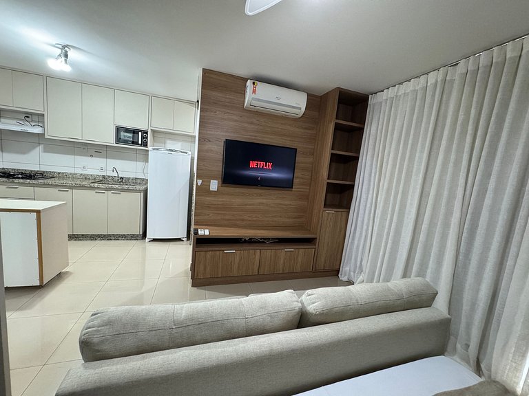 Studio in condo with pool, gym, garage #1007