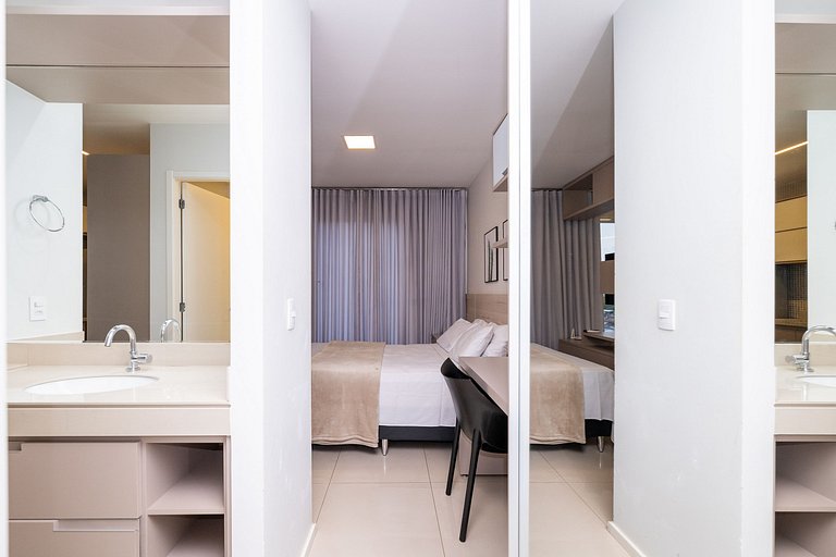 Excelente localização/ Vista livre e garagem #902