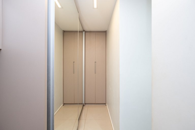 Excelente localização/ Vista livre e garagem #902