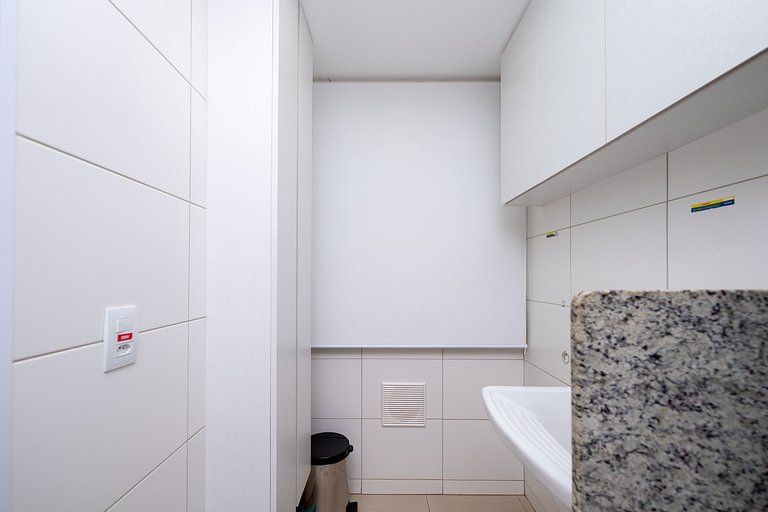 Studio moderno c/ Piscina aquecida| Wi-Fi| Garagem