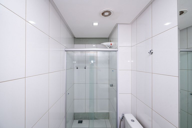 Apartment in a condominium with a pool, Setor Bueno | Near O