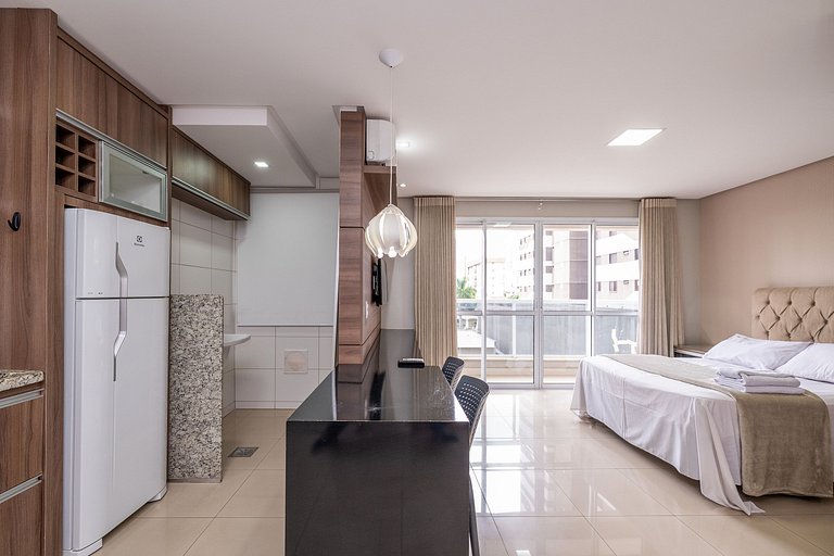 Flat em Cond. com piscina, Setor Bueno | Próx Orion #207