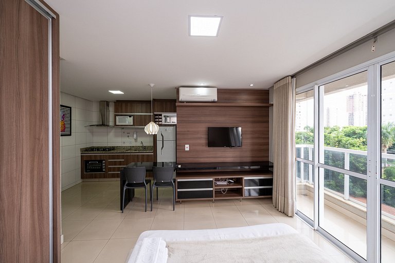 Flat em Cond. com piscina, Setor Bueno | Próx Orion #207