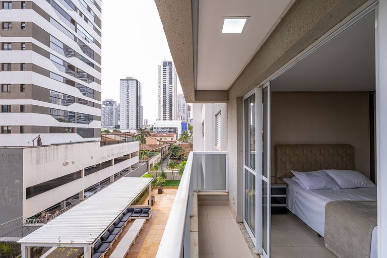 Flat em Cond. com piscina, Setor Bueno | Próx Orion #207