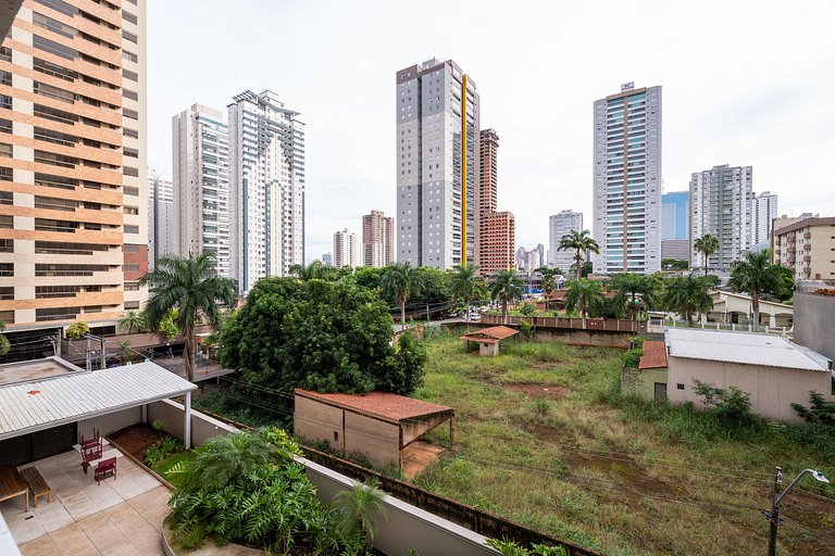 Apartment in a condominium with a pool, Setor Bueno | Near O