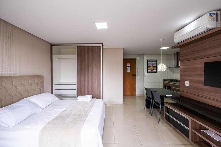 Apartment in a condominium with a pool, Setor Bueno | Near O