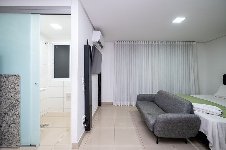 Cond. Setor Bueno c/Piscina |Wi-Fi |Garagem| 606