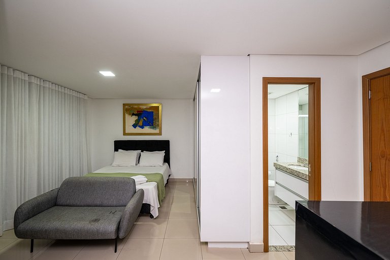 Cond. Setor Bueno c/Piscina |Wi-Fi |Garagem| 606