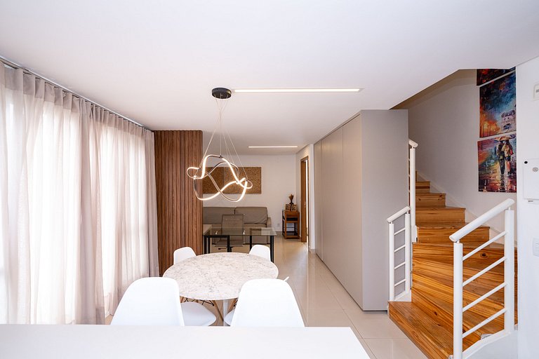 #117Luxo e lazer= Duplex 2Q + 2 Garagens | Piscina| WiFi|