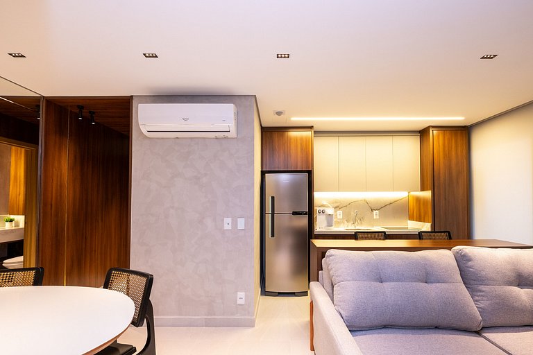 High Standard at Opys Gyro @Bueno with Exclusive Rooftop