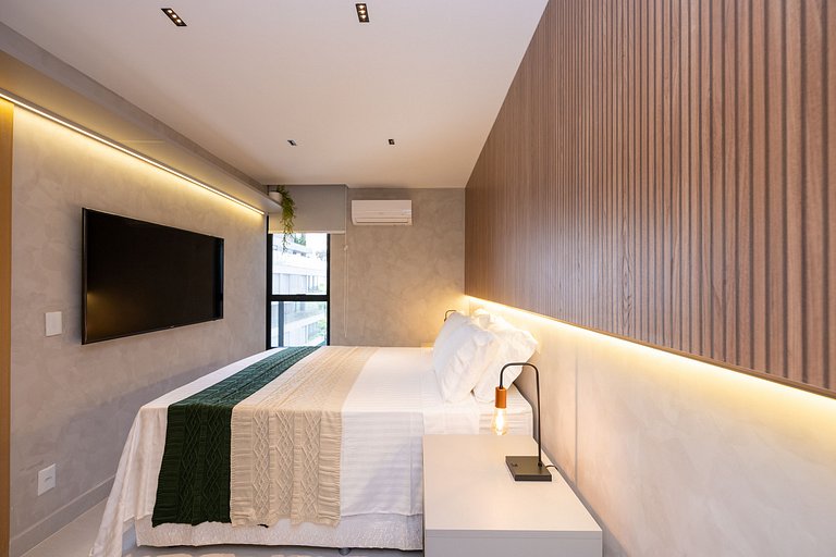 High Standard at Opys Gyro @Bueno with Exclusive Rooftop