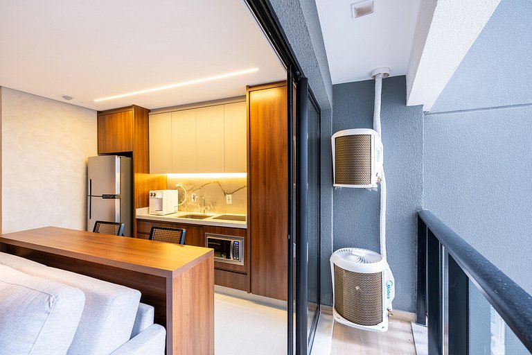 High Standard at Opys Gyro @Bueno with Exclusive Rooftop